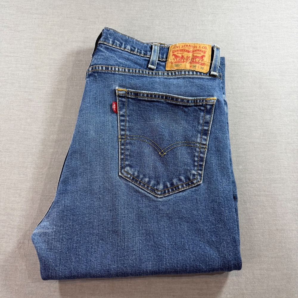 Levi's 505 Regular Fit Jeans Mens 38x32 Blue Excellent Straight Leg Denim